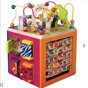 Zandy Zoo Wooden Activity Cube
